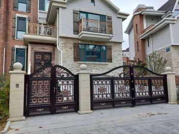 影響浮筒吹塑機(jī)吹塑效果的因素